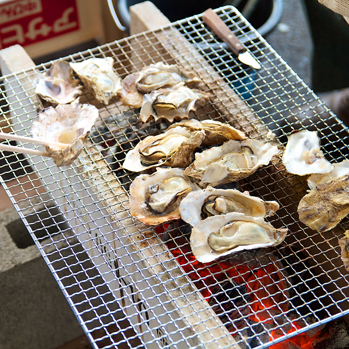 「豊前海一粒かき」のかき焼き祭り