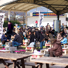 「豊前海一粒かき」のかき焼き祭り